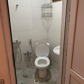 In Baku 90.0 m² apartment is for sale - Image 6