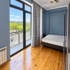 In Baku 95.0 m² apartment is for sale - Image 3