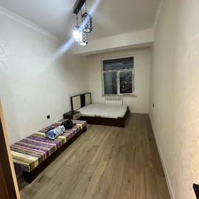 In Khirdalan 75.0 m² apartment is for rent - Image 3