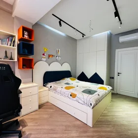 In Baku 185.0 m² apartment is for sale - Image 8
