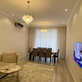 In Baku 135.0 m² apartment is for sale - Image 6