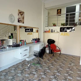 In Baku 140.0 m² commercial is for sale - Image 5