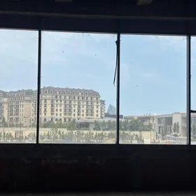 In Xətai rayonu 1100.0 m² commercial is for sale - Image 3