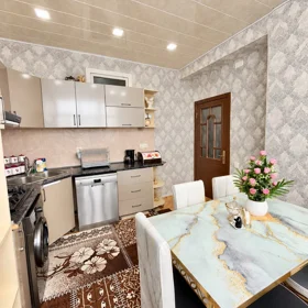 In Baku 99.0 m² apartment is for sale - Image 8