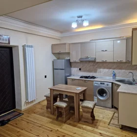 In Baku 70.0 m² apartment is for rent - Image 6