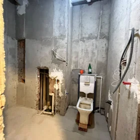 In Baku 145.0 m² apartment is for sale - Image 2