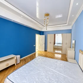 In Baku 130.0 m² apartment is for sale - Image 5
