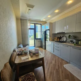 In Baku 85.0 m² apartment is for sale - Image 8
