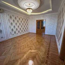 In Baku 90.0 m² apartment is for sale - Image 3