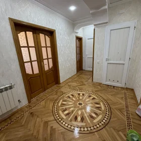 In Baku 90.0 m² apartment is for sale - Image 4