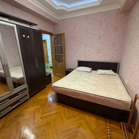 In Baku 90.0 m² apartment is for sale - Image 6