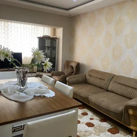 In Baku 80.0 m² apartment is for sale - Image 3