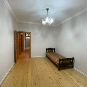 In Baku 85.0 m² apartment is for rent - Image 5