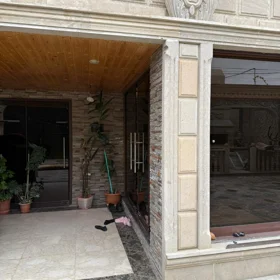 In Binəqədi rayonu 340.0 m² house with 5.0 rooms is for sale - Image 4