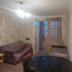 In Baku 40.0 m² apartment is for rent - Image 2