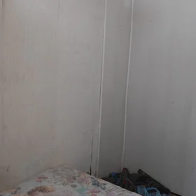 In Baku 70.0 m² apartment is for sale - Image 8