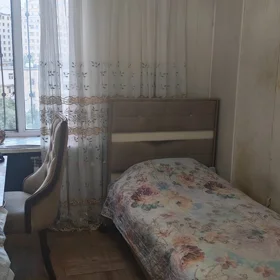 In Baku 70.0 m² apartment is for sale - Image 9