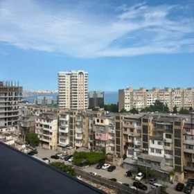 In Baku 112.0 m² apartment is for sale - Image 5