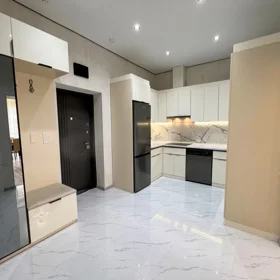 In Baku 70.0 m² apartment is for rent - Image 3