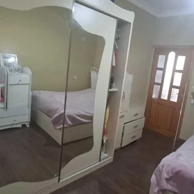 In Baku 60.0 m² apartment is for sale - Image 2