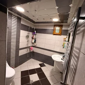 In Baku 85.0 m² apartment is for sale - Image 5