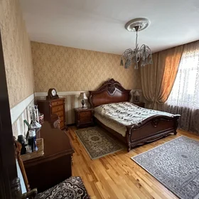 In Binəqədi rayonu 220.0 m² house with 5.0 rooms is for sale - Image 5
