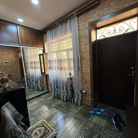 In Binəqədi rayonu 220.0 m² house with 5.0 rooms is for sale - Image 6