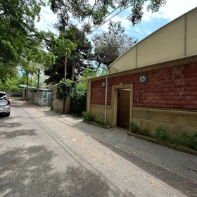 In Binəqədi rayonu 220.0 m² house with 5.0 rooms is for sale - Image 7