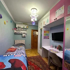 In Baku 85.0 m² apartment is for sale - Image 2