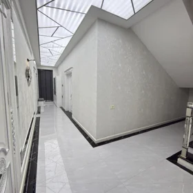 In Baku 270.0 m² house with 5.0 rooms is for sale - Image 4