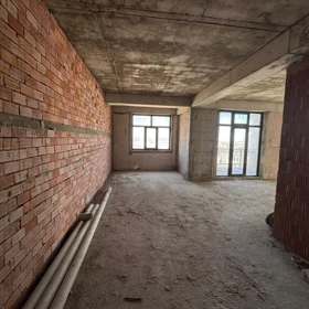 In Baku 285.0 m² apartment is for sale - Image 4