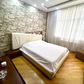 In Baku 117.0 m² apartment is for sale - Image 7