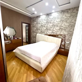 In Baku 117.0 m² apartment is for sale - Image 9