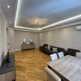 In Baku 130.0 m² apartment is for rent - Image 3