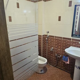 In Baku 60.0 m² apartment is for rent - Image 10
