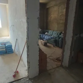 In Baku 58.0 m² apartment is for sale - Image 6