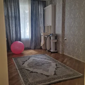 In Baku 80.0 m² apartment is for rent - Image 8