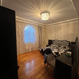 In Binəqədi rayonu 130.0 m² house with 4.0 rooms is for rent - Image 3