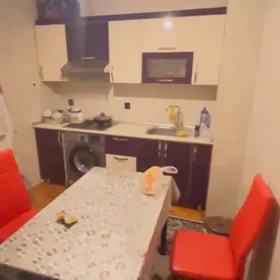 In Khirdalan 80.0 m² apartment is for rent - Image 4