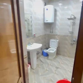 In Khirdalan 80.0 m² apartment is for rent - Image 6
