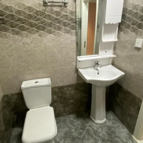 In Baku 64.0 m² apartment is for sale - Image 10
