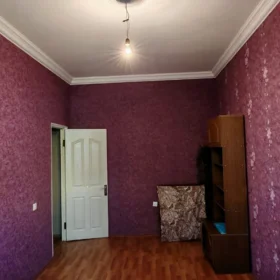 In Baku 100.0 m² apartment is for sale - Image 5