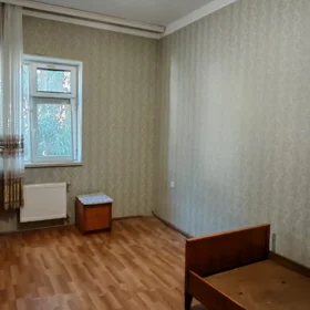 In Baku 100.0 m² apartment is for sale - Image 8