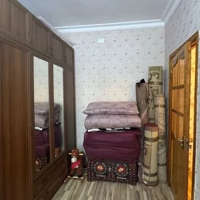 In Baku 90.0 m² apartment is for sale - Image 2