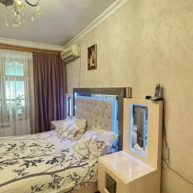 In Baku 90.0 m² apartment is for sale - Image 7