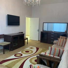 In Səbail rayonu 72.0 m² apartment is for rent - Image 4