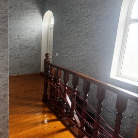 In Binəqədi rayonu 130.0 m² house with 5.0 rooms is for sale - Image 9