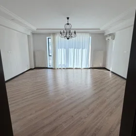 In Baku 180.0 m² apartment is for rent - Image 4