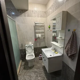 In Baku 70.0 m² apartment is for rent - Image 8
