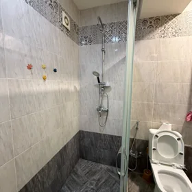 In Baku 70.0 m² apartment is for rent - Image 9